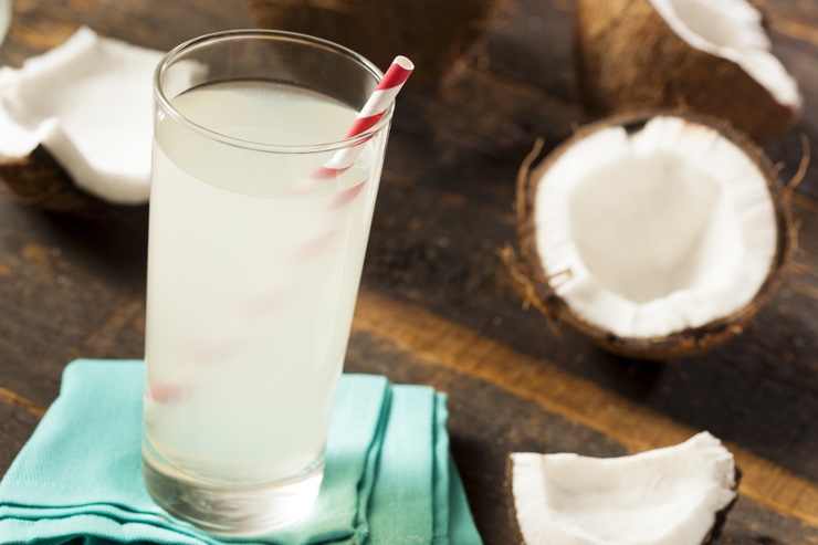 propiedades agua de coco